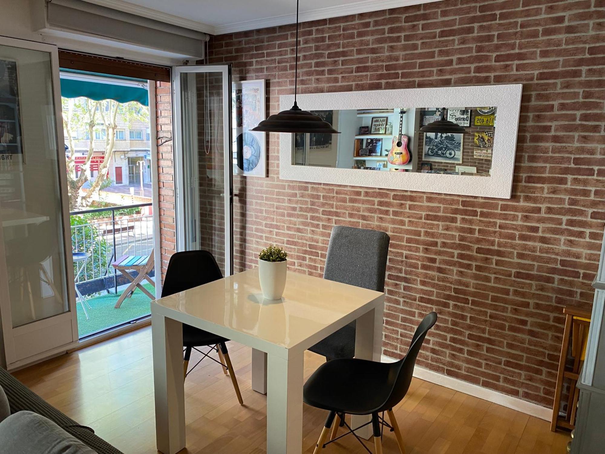 Apartamento Estilo Vintage Centrico Y Garage Incluido لوغرونيو المظهر الخارجي الصورة